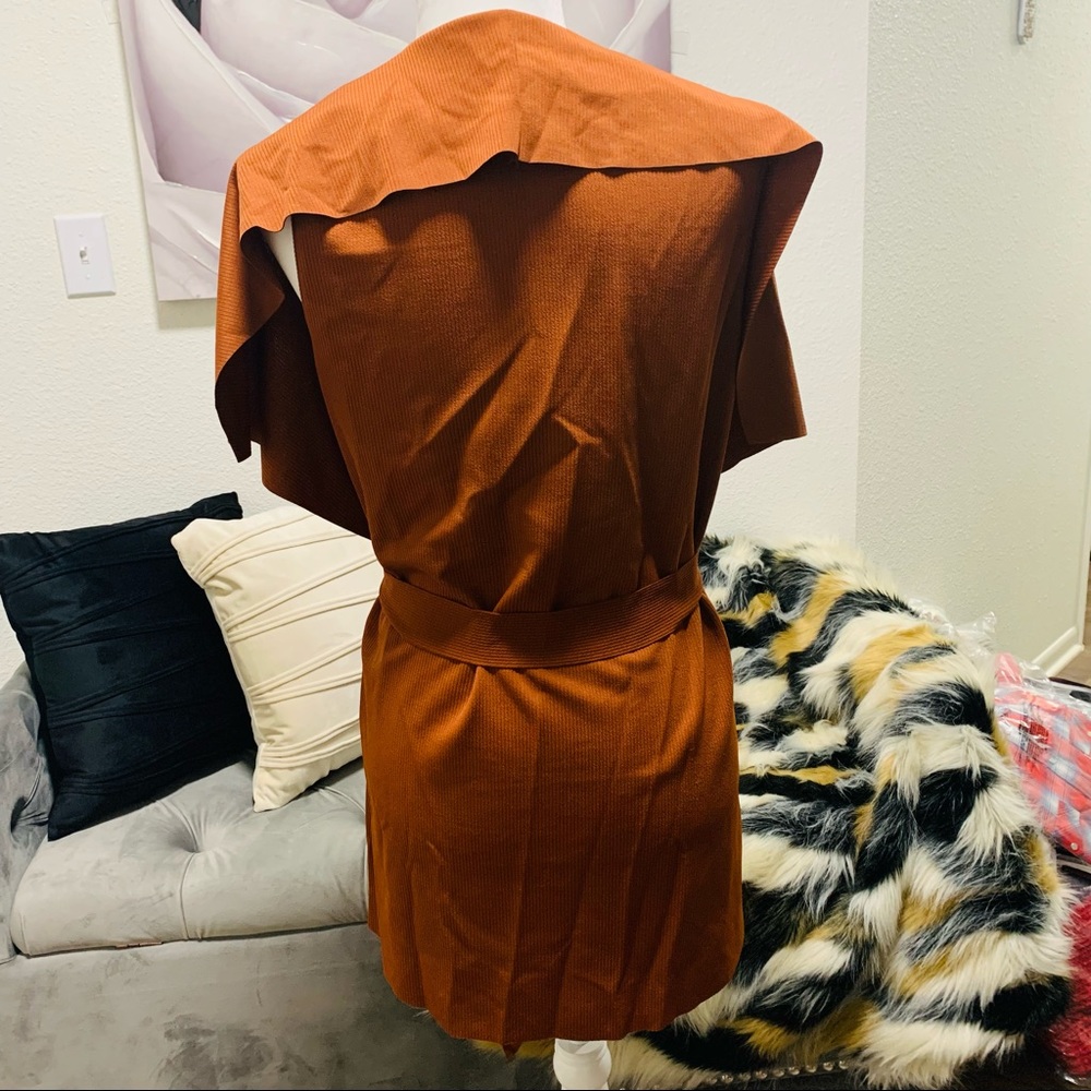 Fall Vest - Picture 2 of 2